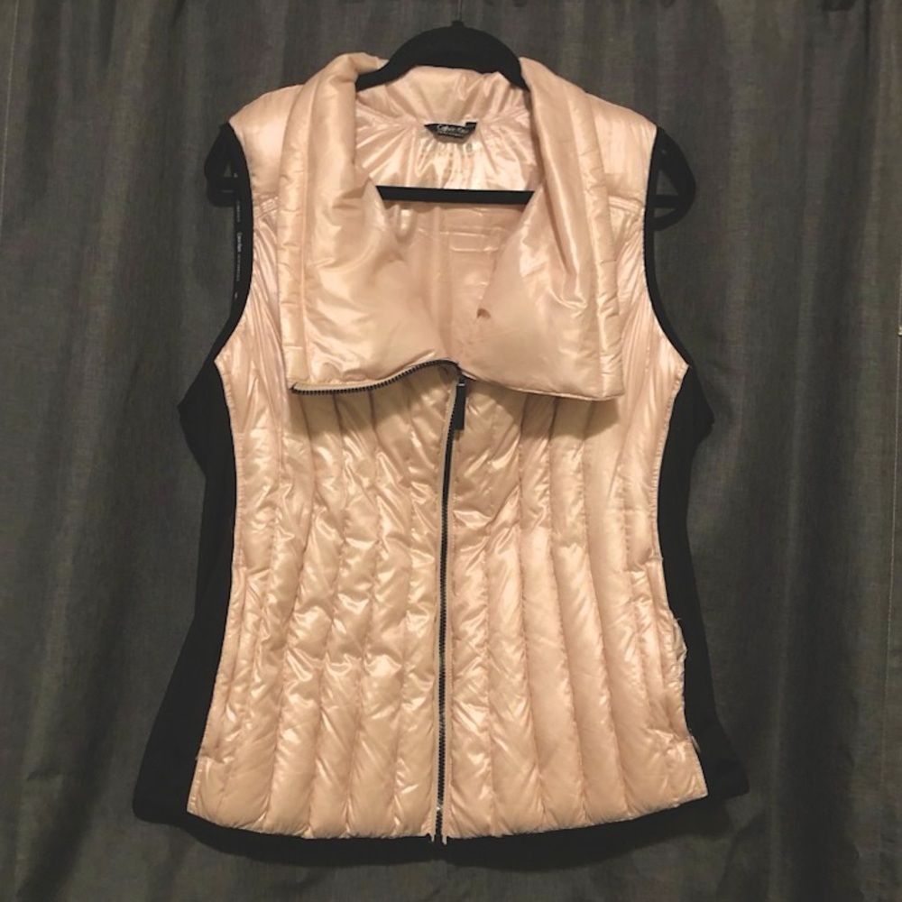 CALVIN KLEIN Women’s puffer-vest | Fall & Winter apparel